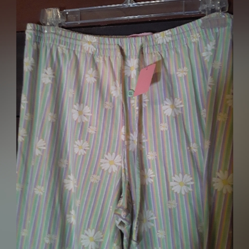 Large Sketches adorable Lined With Little Daisy Flowers Drawstring Night Pants